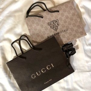 Gucci shopping bags